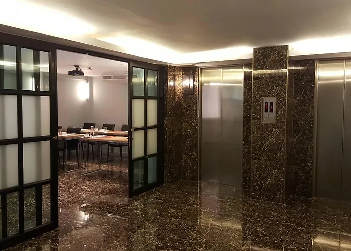 First House 3* Bangkok