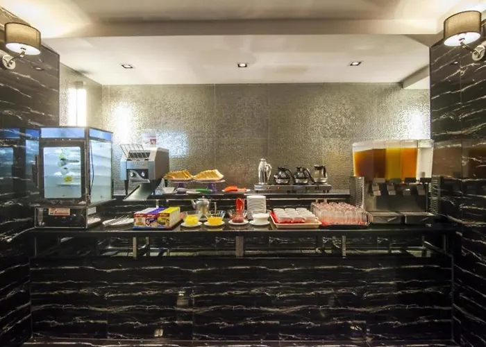 First House 3* Bangkok