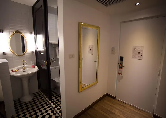 First House 3* Bangkok