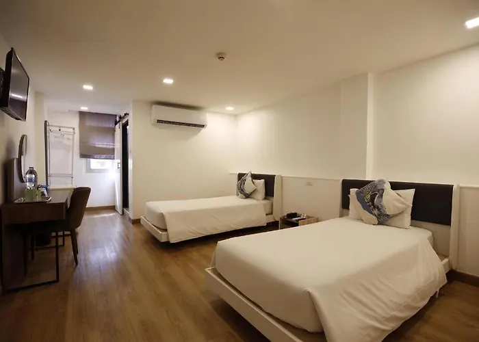First House Hotel