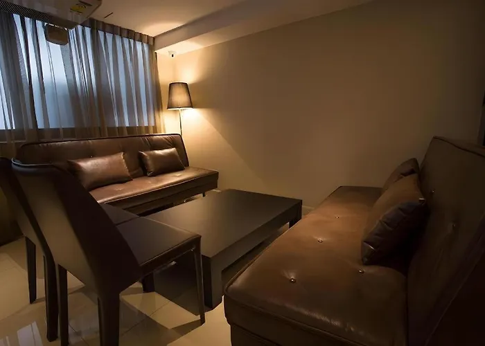 First House Hotel