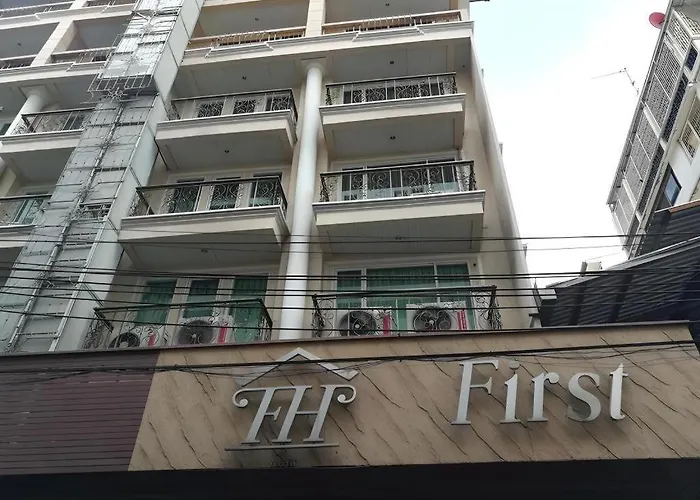酒店 First House 曼谷
