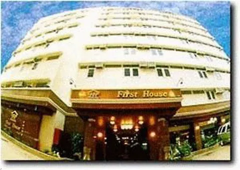 First House 3* Bangkok